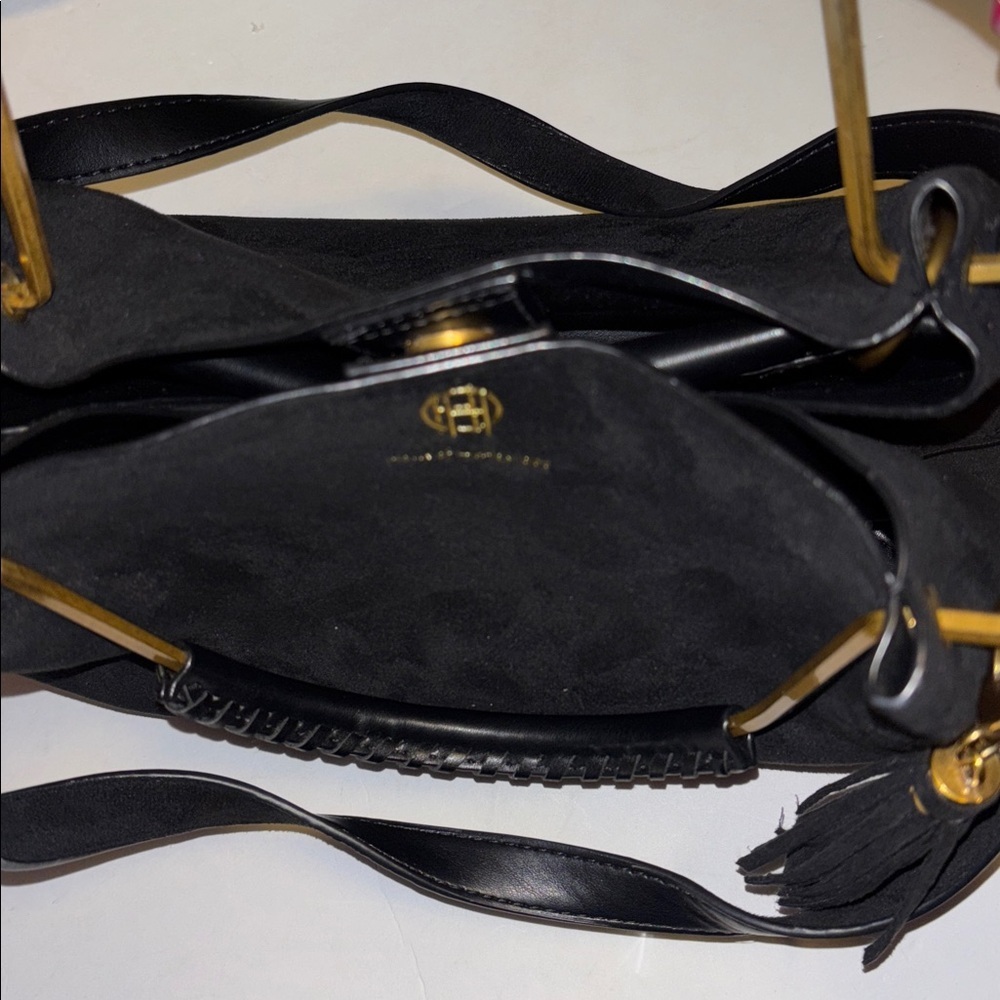 HOUSE OF HARLOW 1960 BLACK SUEDE BAG W/ SHOULDER STRAP GOLD/BRASS TONED HANDLE - Picture 14 of 16